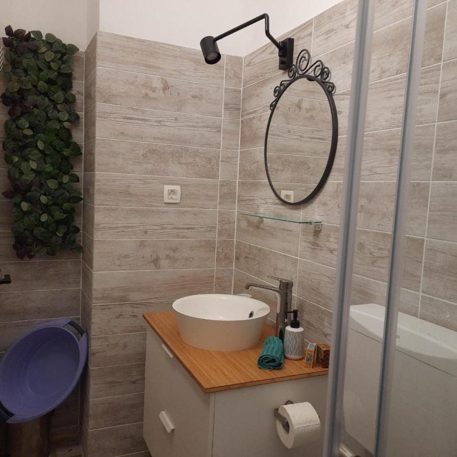 Pelargo Apartamento *